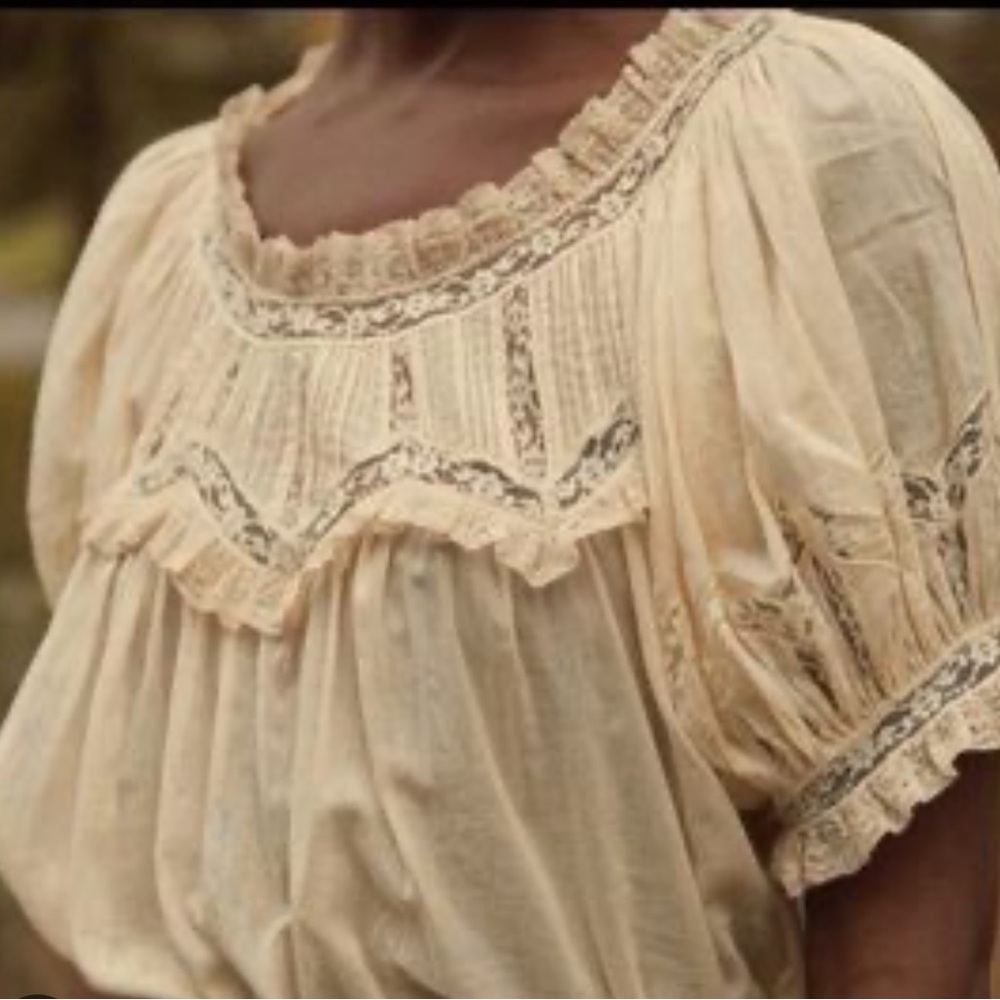 Dôen Eyre Top